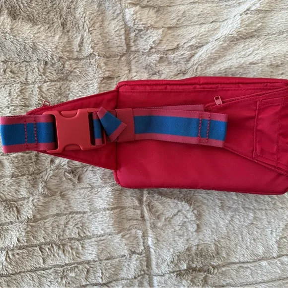 NWT FIGS x Team USA Summer Paris Olympics 2024 Belt Bag - Picture 4 of 8